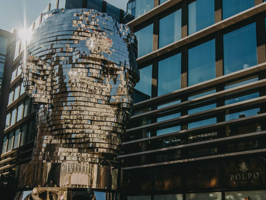 Cabeza de Kafka tour ciudad nueva Praga